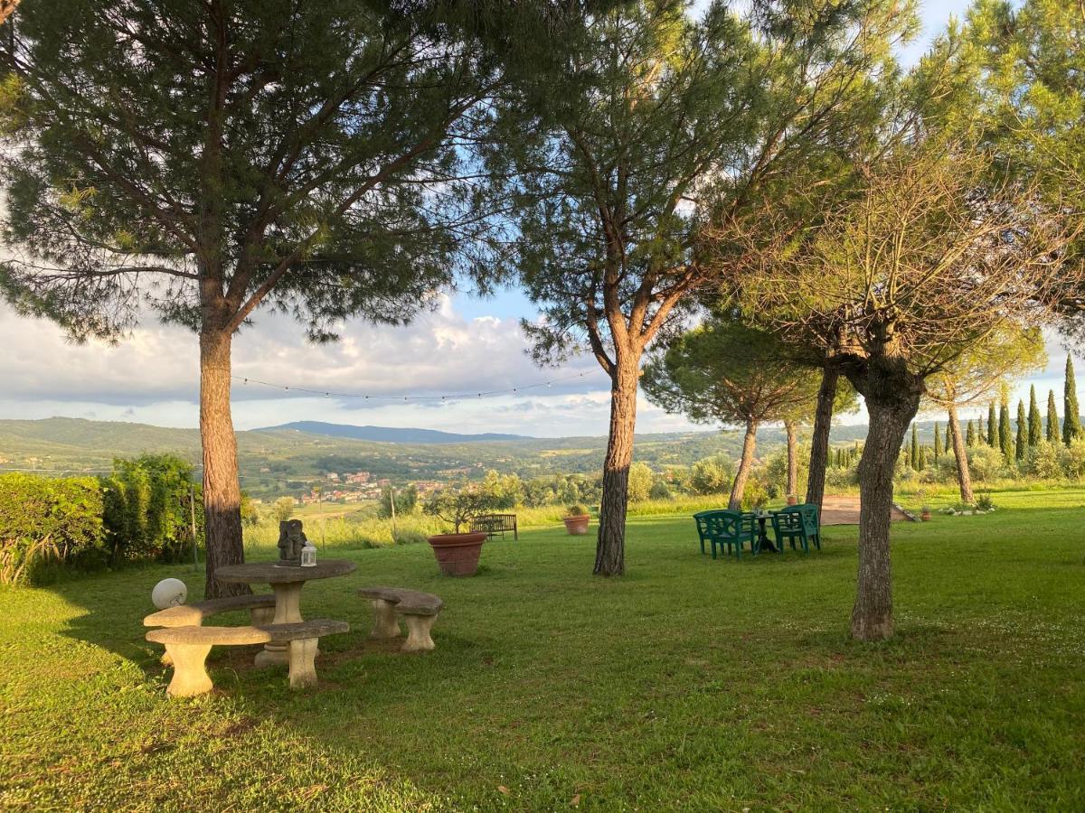 Agriturismo Palazzo Val Del Sasso Villastrada  Buitenkant foto